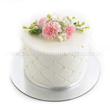 CWR09 Classic Pearl Sweetest Moments Wedding Cake Fondant